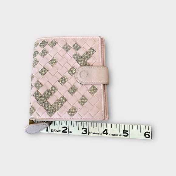 Authentic Bottega Veneta Intrecciato Nappa Leather and Snakeskin Bi-Fold Wallet - Picture 4 of 12